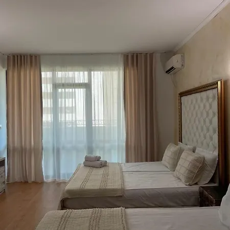 Babylon Apartment, * 써니비치