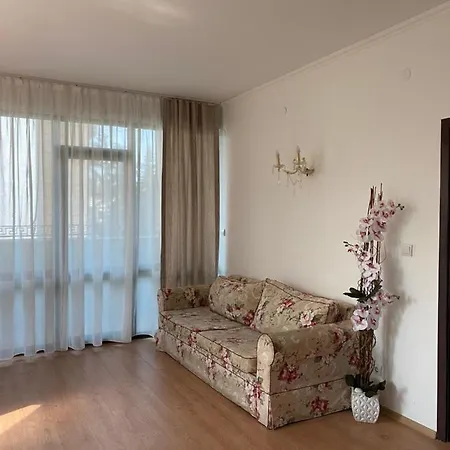 Babylon Apartment, Daire *